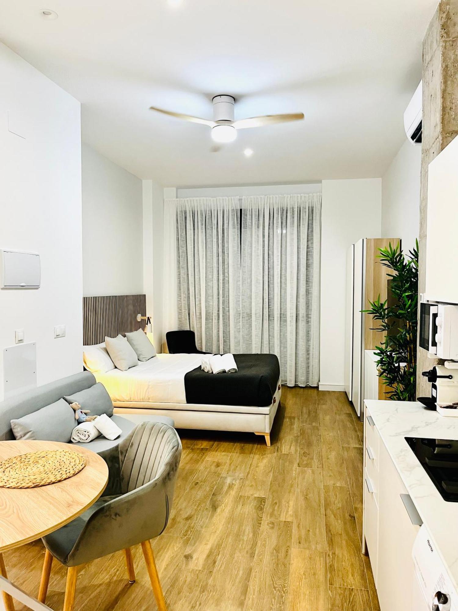 Travel Habitat Mediterranean Suites Valencia Szoba fotó
