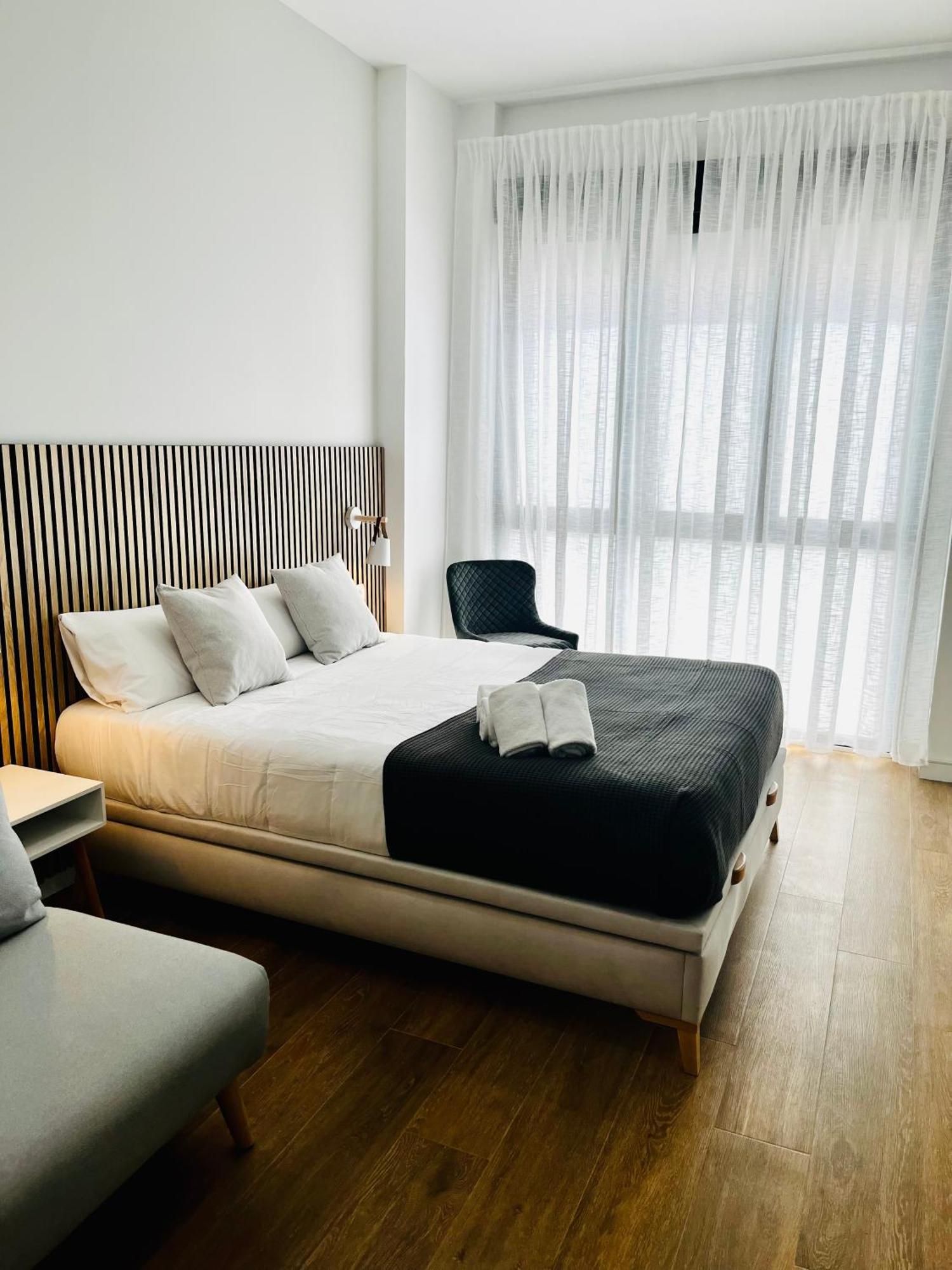 Travel Habitat Mediterranean Suites Valencia Szoba fotó